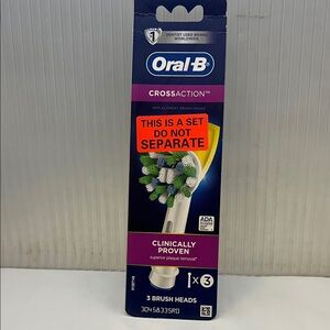 Oral-B CrossAction Replacement Brush Heads - 3 Heads